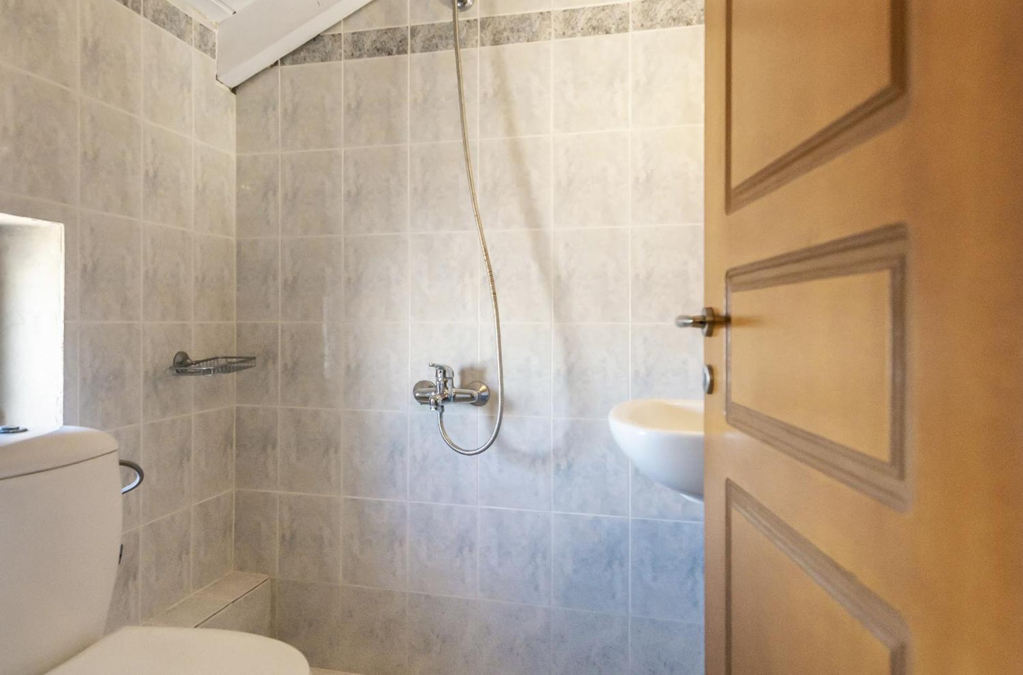 Avesta - 200m From The Apartament *